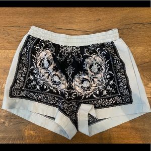 BCBG silky shorts size M